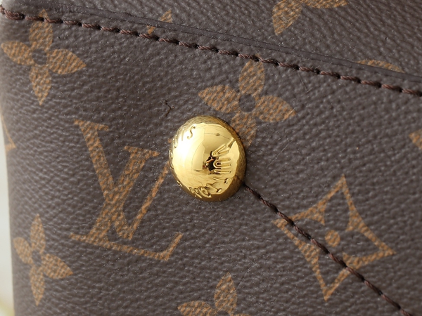 ルイヴィトンバッグ角部分ディテール